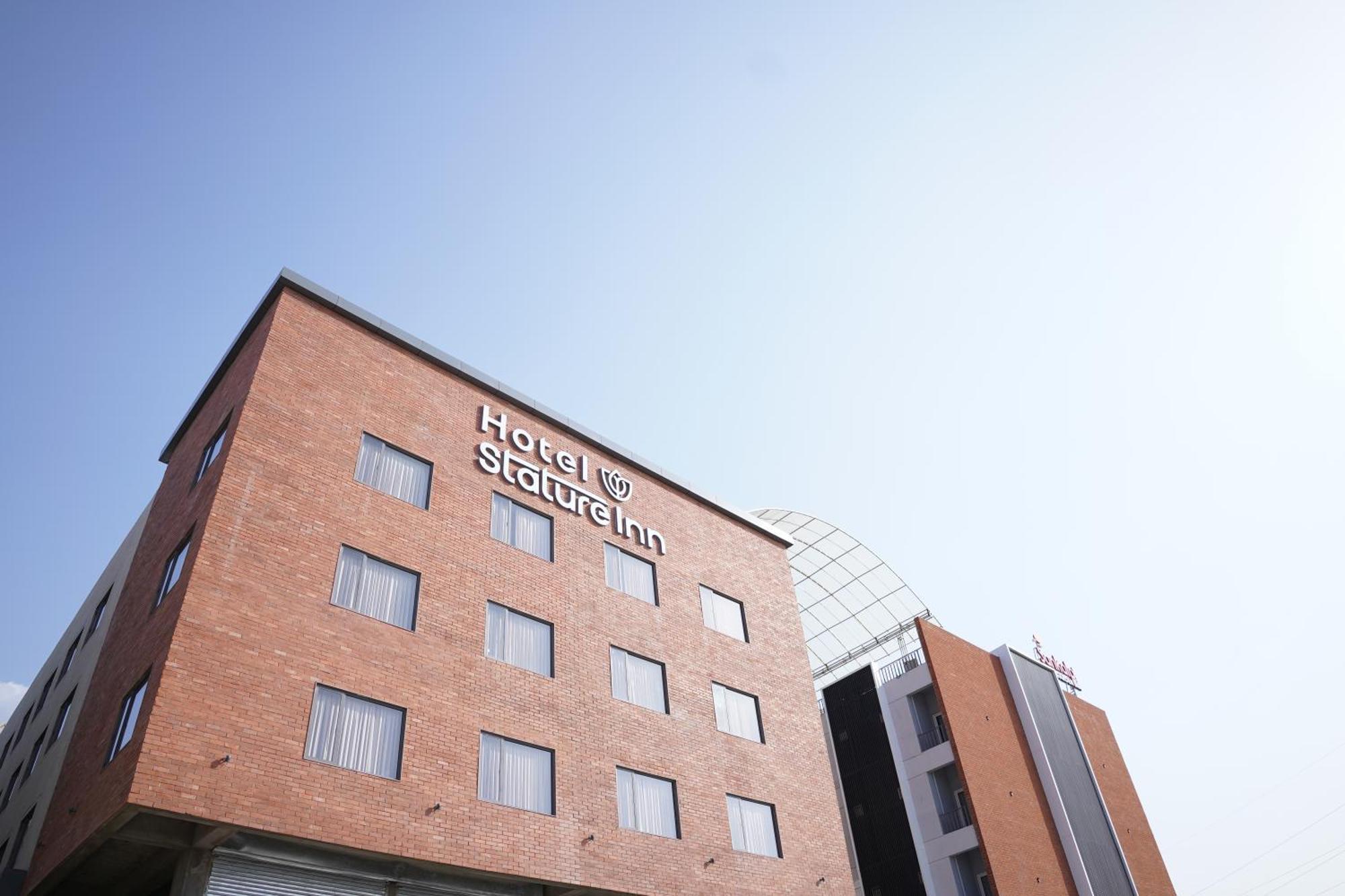 Hotel Stature Inn Kevadia Exterior photo